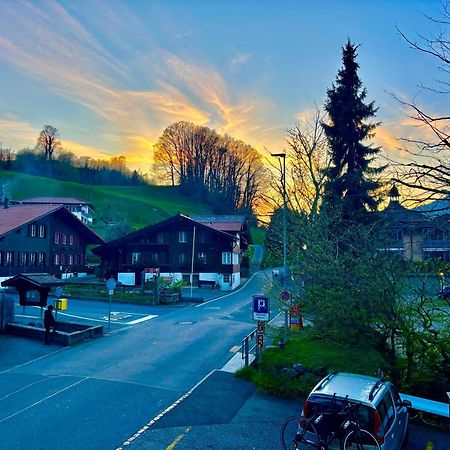 Au Bord Du Lac Därligen Esterno foto