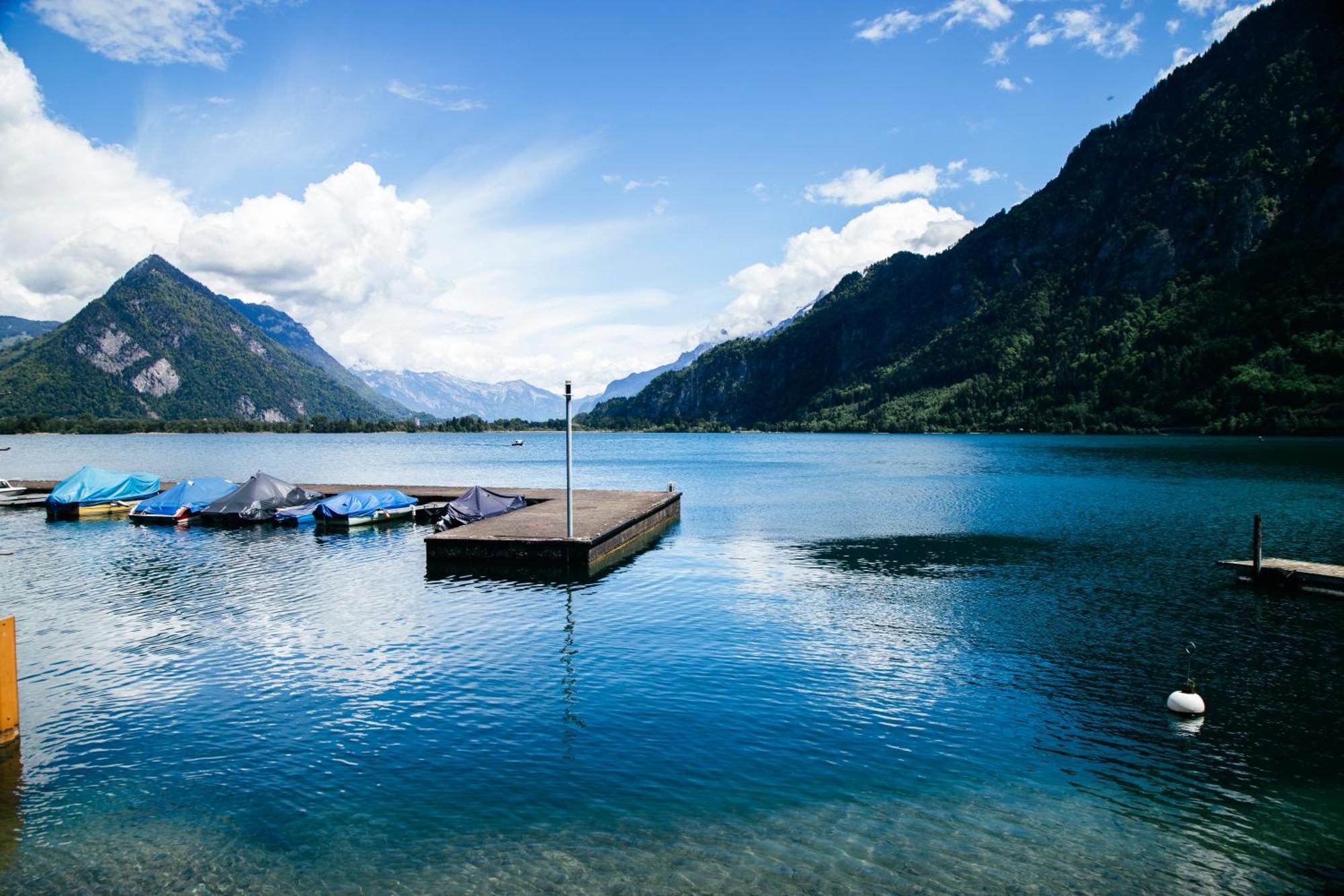 Au Bord Du Lac Därligen Esterno foto