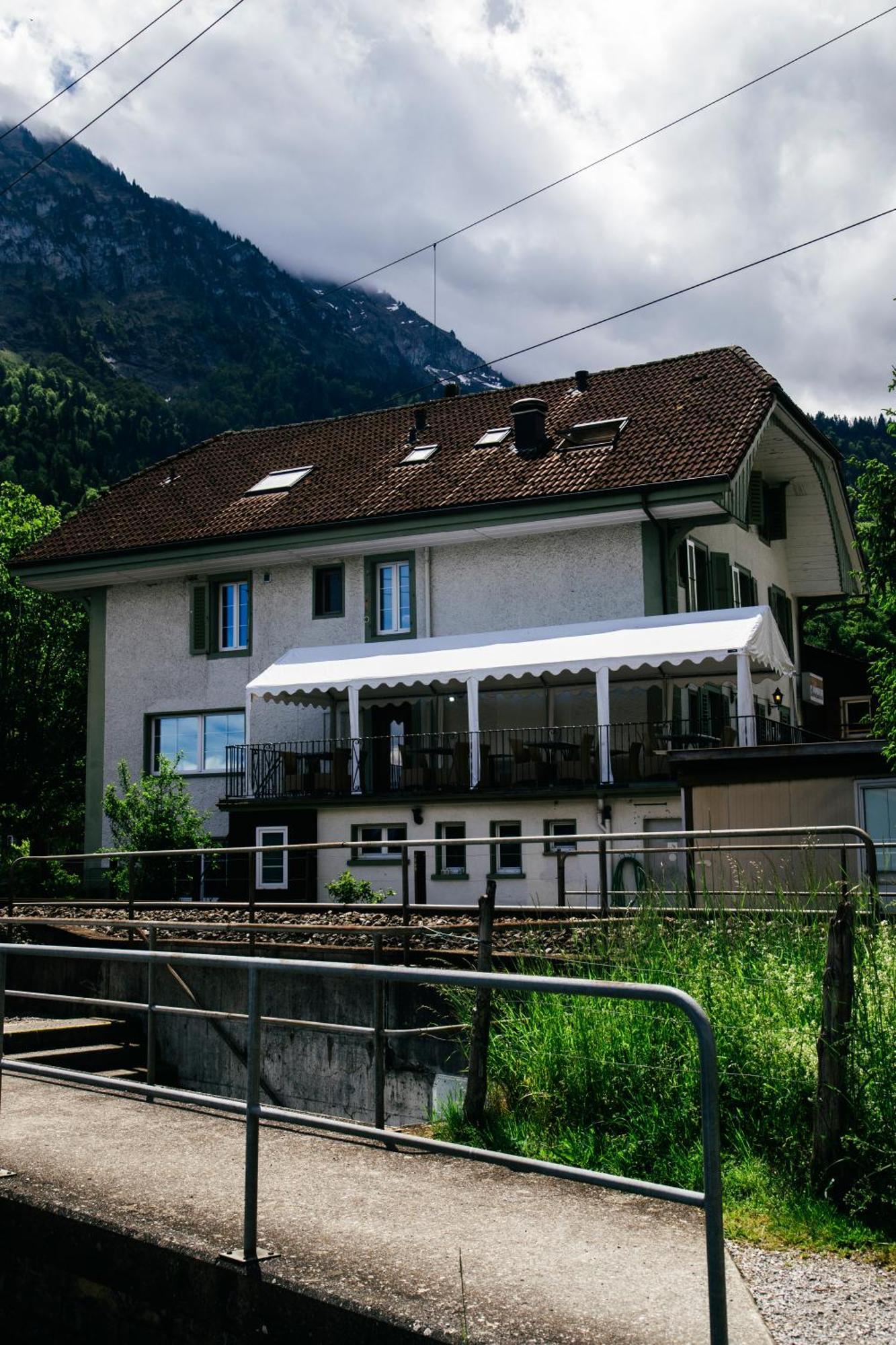 Au Bord Du Lac Därligen Esterno foto